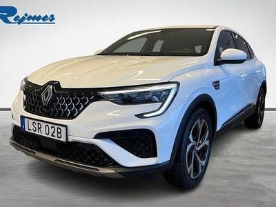 Vit Begagnad 2023 Renault Arkana Techno SUV | 239 800 kr (Marknadspris)