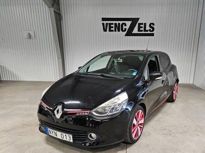 Begagnad Renault Clio IV 90 HK (66 kW) 2013 Svart Halvkombi