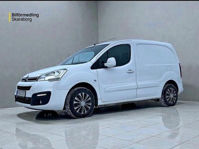 Vit Begagnad 2017 Citroën Berlingo Minibuss | 69 000 kr (Bra pris)