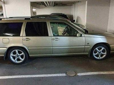 Begagnad 1999 Volvo V70 Kombi | 12 000 kr