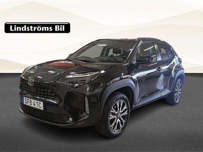 Begagnad Toyota Yaris Cross Style 92 HK (67 kW) 2024 Svart SUV
