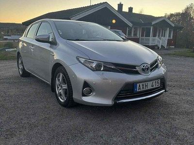 Toyota Auris Hybrid