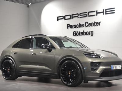 Grön Ny 2025 Porsche Macan 4 Electric SUV | 1 297 000 kr