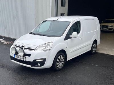 Begagnad Citroën Berlingo 99 HK (72 kW) 2015 Vit Minibuss