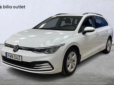 Begagnad VW Golf VIII 131 HK (96 kW) 2021 Vit Kombi