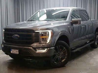 Grå Begagnad 2023 Ford V8 SE Sedan | 799 000 kr