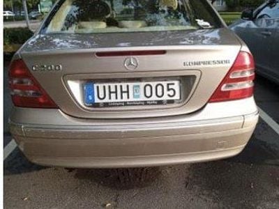 Mercedes C200