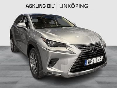 Ljusgrå Begagnad 2021 Lexus NX300h Executive Line SUV | 307 000 kr (Marknadspris)