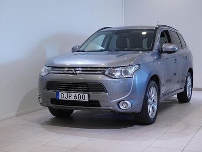 Begagnad Mitsubishi Outlander P-HEV 121 HK (88 kW) 2014 Okänd SUV