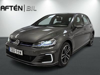 Grå Begagnad 2020 VW Golf VII GTE Halvkombi | 184 800 kr (Bra pris)