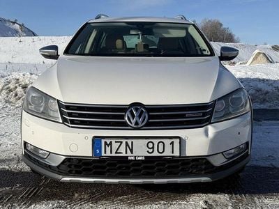 Begagnad VW Passat SE 170 HK (125 kW) 2013 Vit
