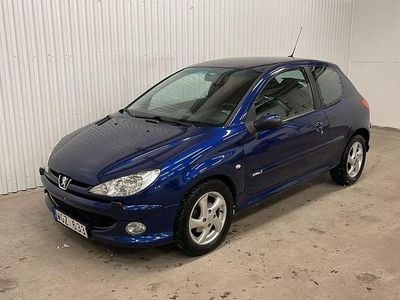 Begagnad Peugeot 206 109 HK (80 kW) 2005 Blå Halvkombi