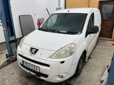 Begagnad 2011 Peugeot Partner Minibuss | 30 000 kr (Bra pris)