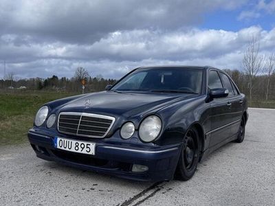 Mercedes E240