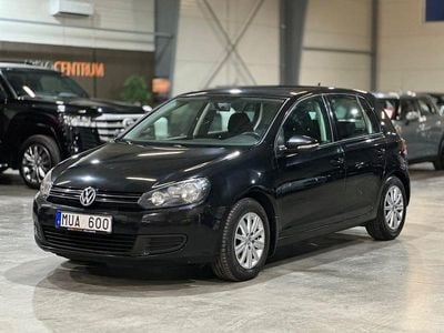 Svart Begagnad 2012 VW Golf VII Halvkombi | 64 900 kr (Marknadspris)