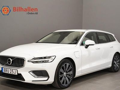 Vit Begagnad 2022 Volvo V60 Inscription Kombi | 319 000 kr
