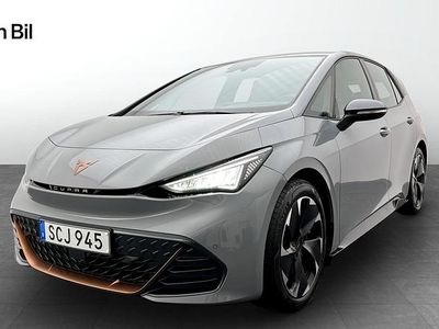Begagnad Cupra Born e-Boost 169 kW (231 HK) 2023 Grå Halvkombi