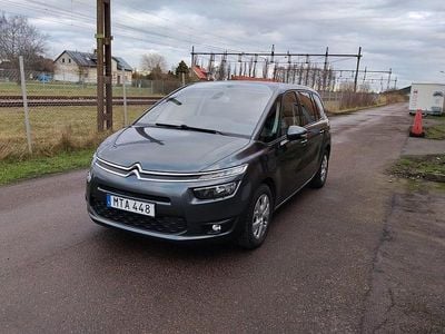 Grå Begagnad 2015 Citroën Grand C4 Picasso Minibuss | 93 000 kr (Marknadspris)