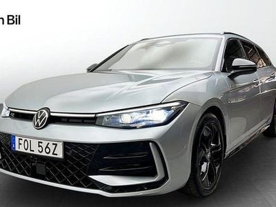 Oyster silver metallic Begagnad 2025 VW Passat Style Kombi | 449 500 kr (Marknadspris)