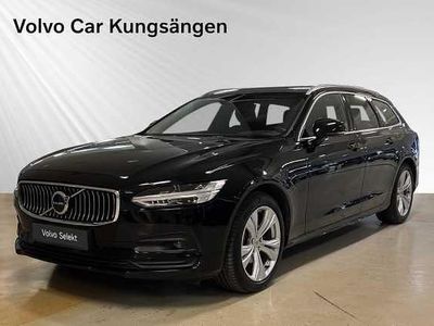 Svart Begagnad 2020 Volvo V90 Momentum Kombi | 329 900 kr (Marknadspris)