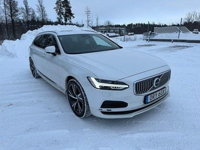 Begagnad Volvo V90 350 HK (257 kW) 2023 Kombi