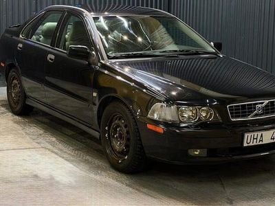 Begagnad 2004 Volvo S40 Sedan | 20 000 kr (Marknadspris)
