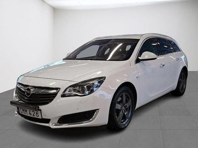 Vit Begagnad 2015 Opel Insignia Kombi | 119 800 kr (Dyr)