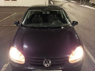 Begagnad 2007 VW Golf V Halvkombi | 31 000 kr (Marknadspris)