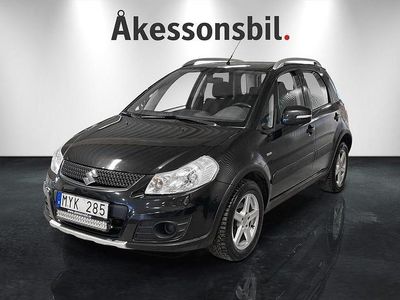 Begagnad Suzuki SX4 135 HK (99 kW) 2012 Svart SUV