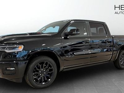 Svart Ny 2025 RAM 1500 Pickup | 1 052 220 kr (Marknadspris)