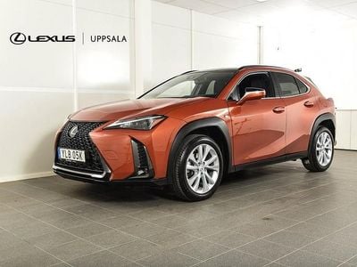 Orange Begagnad 2023 Lexus UX 250h Sport Design Packet SUV | 339 900 kr (Marknadspris)