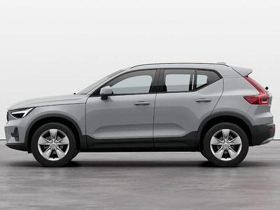 Vapour grey Ny 2025 Volvo XC40 Core SUV | 429 900 kr (Dyr)
