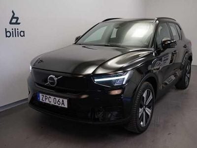 Svart Begagnad 2022 Volvo XC40 Core SUV | 349 500 kr