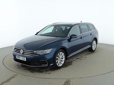 Begagnad VW Passat GTE 220 HK (161 kW) 2019 Blå Kombi