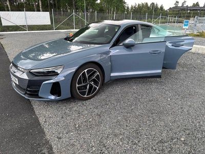 Audi e-tron GT quattro