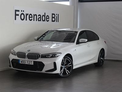 BMW 330e