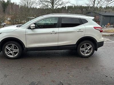 Begagnad Nissan Qashqai 115 HK (84 kW) 2016 SUV