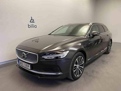 Begagnad Volvo V90 2023 Grå Kombi