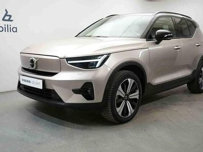 Grå Begagnad 2023 Volvo XC40 Single Motor SUV | 374 900 kr