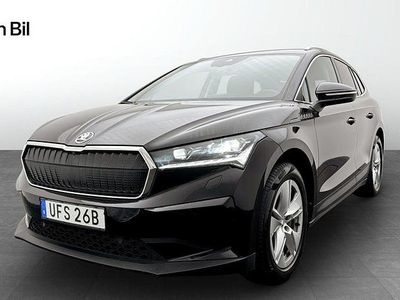 Svart (black magic metallic) Begagnad 2023 Skoda Enyaq iV SUV | 374 500 kr (Marknadspris)