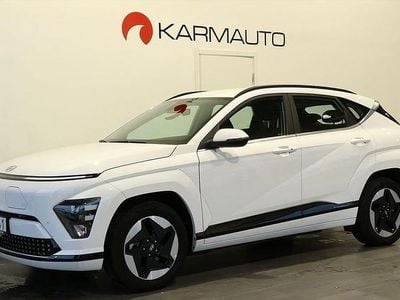 Vit Begagnad 2024 Hyundai Kona SUV | 319 900 kr