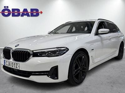 Begagnad BMW 530 292 HK (214 kW) 2023 Vit Kombi