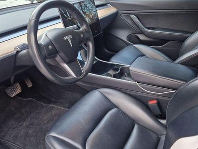 Svart Begagnad 2019 Tesla Model 3 Standard Range Plus Sedan | 225 000 kr