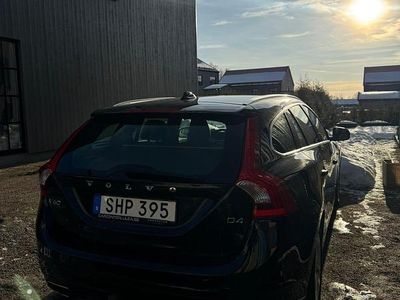 Begagnad 2015 Volvo V60 Kombi | 139 000 kr