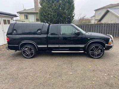 Svart Begagnad 2002 Chevrolet S10 Pickup | 59 900 kr