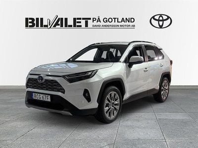 Vit Ny 2025 Toyota RAV4 Hybrid SUV | 520 800 kr (Lite dyr)