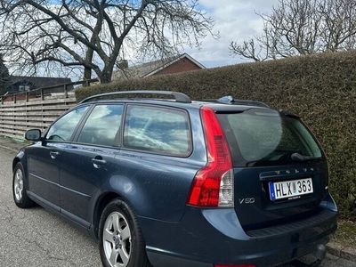 begagnad Volvo V50 1.8 Flexifuel Kinetic 6 Mån GARANTI 3 ägare Nyserv