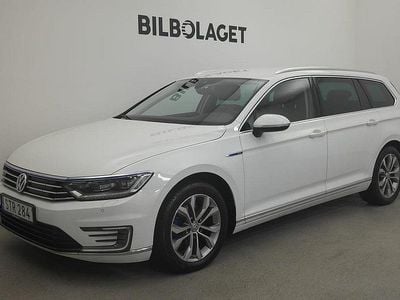 Vit Begagnad 2018 VW Passat GTE Kombi | 189 800 kr (Marknadspris)