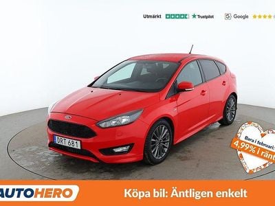 Röd Begagnad 2017 Ford Focus ST-Line Halvkombi | 93 000 kr (Marknadspris)