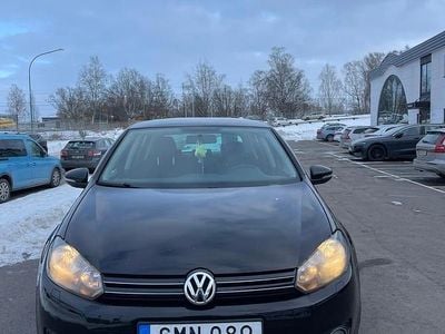 Begagnad VW Golf VI 105 HK (77 kW) 2011 Halvkombi